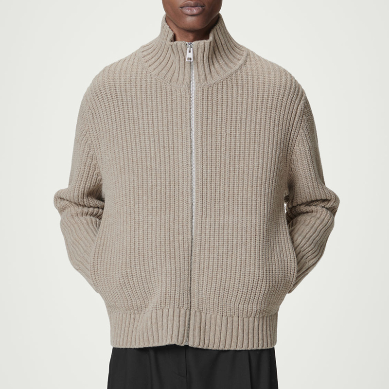 hongfeng’s custom zip up sweater designs combine warmth and style for a perfect fit.